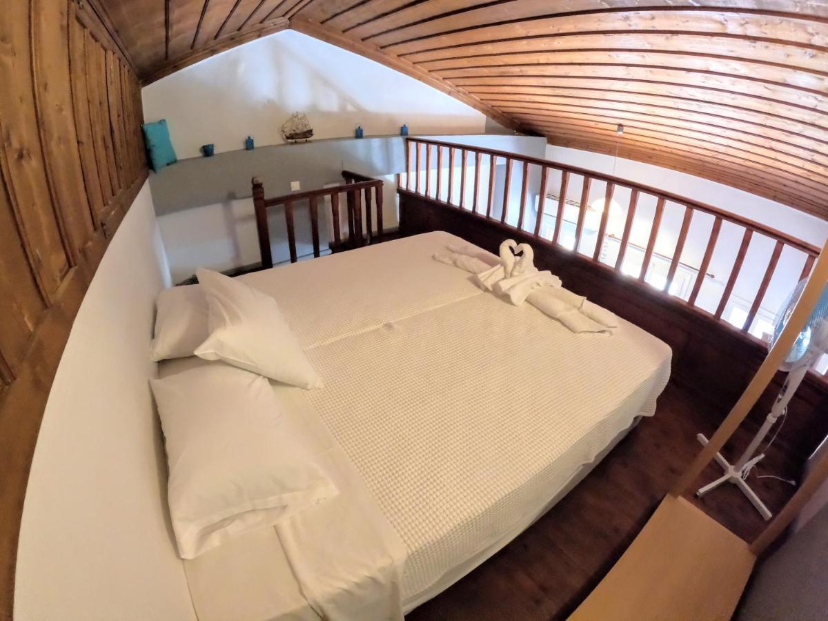 Cozy Apartments In Symi Center Simi Exterior foto